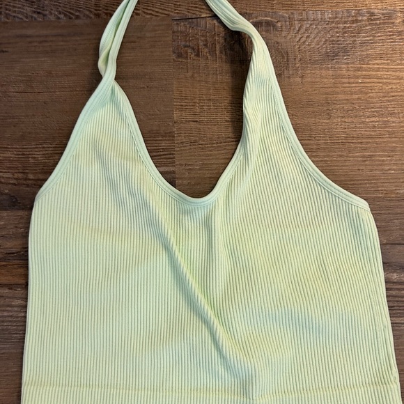 Perfect woman’s summer tops in xs/s - Picture 3 of 5